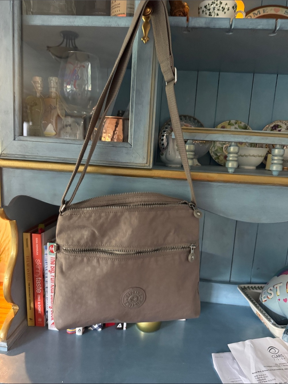 Kipling Crossbody Bag - Picture 1 of 5
